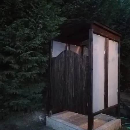 Site Icerisinde Mustakil Havuzlu Nisa Villa